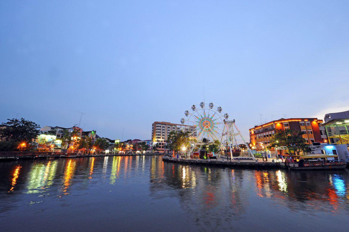 Riverside Melaka @ Shore Residences Екстериор снимка